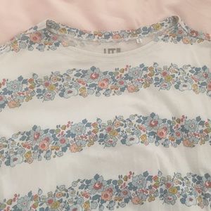 EUC Uniqlo Liberty London Floral Tee/Tunic